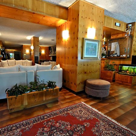 Hotel Nazionale Бормио Экстерьер фото